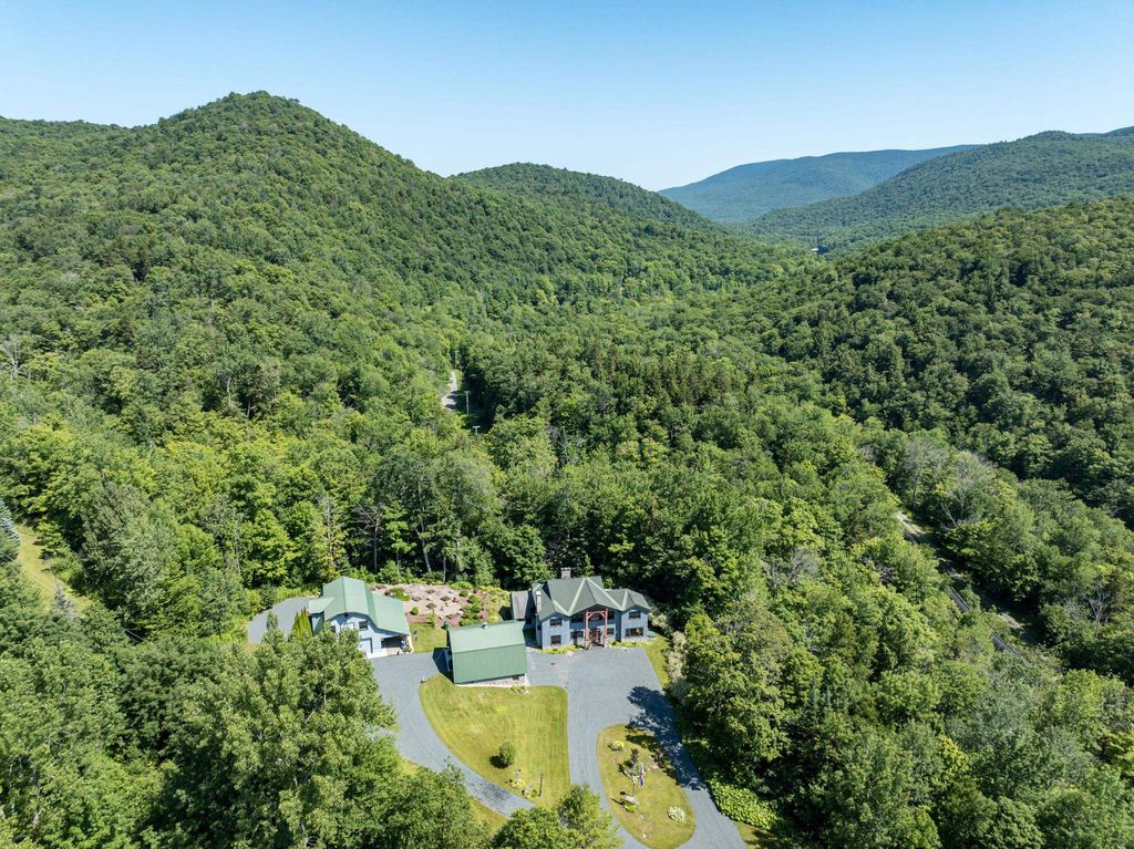 66 Somerset Road, Searsburg, VT 05363
