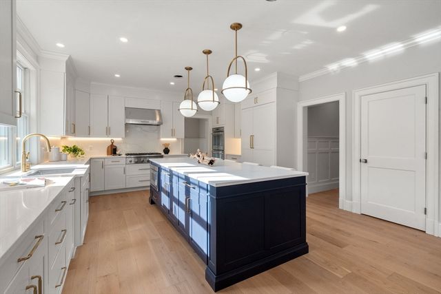 183 Conant Rd, Weston, MA 02493