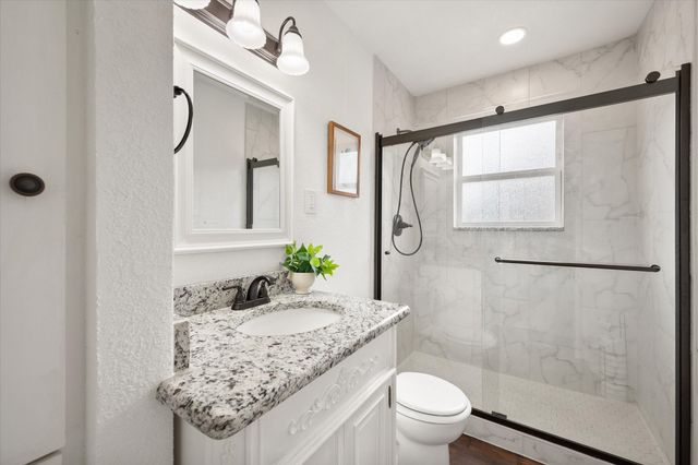 729 SW Sunnybrook Drive, Burleson, TX 76028