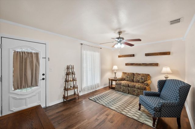 729 SW Sunnybrook Drive, Burleson, TX 76028