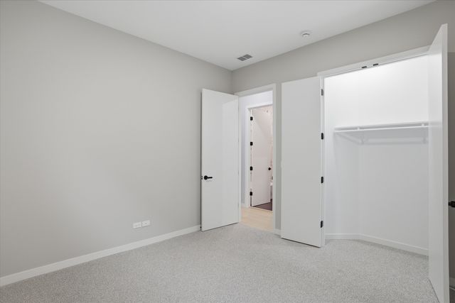 5830 N Lincoln Avenue 3S, Chicago, IL 60659