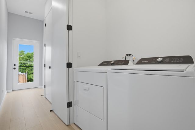 5830 N Lincoln Avenue 3S, Chicago, IL 60659