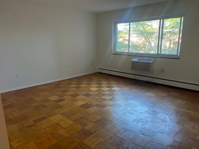 287 Harvard St 55, Cambridge, MA 02139