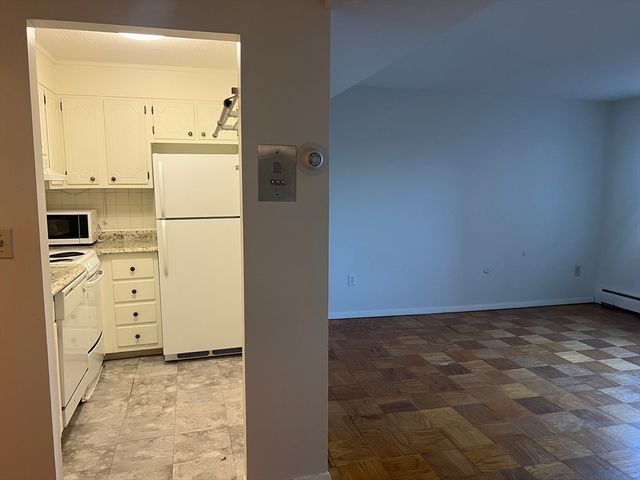 287 Harvard St 55, Cambridge, MA 02139