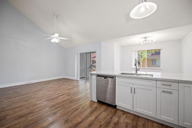 832 NW 92nd Avenue, Plantation, FL 33324