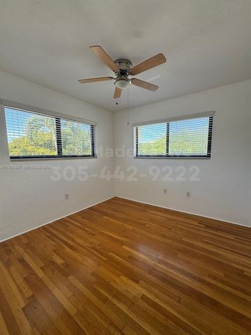 350 Madeira Ave 4, Coral Gables, FL 33134