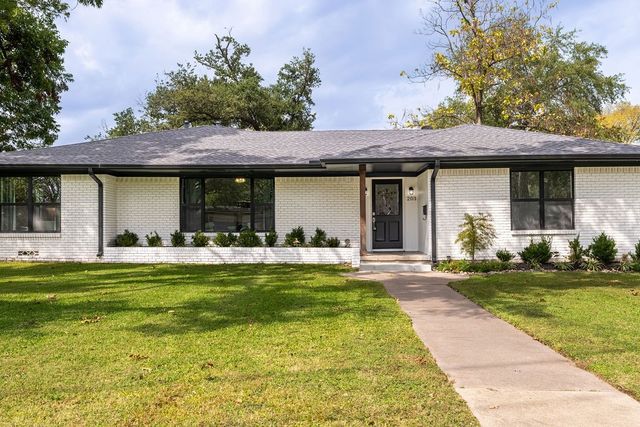 203 Walnut Street, Terrell, TX 75160