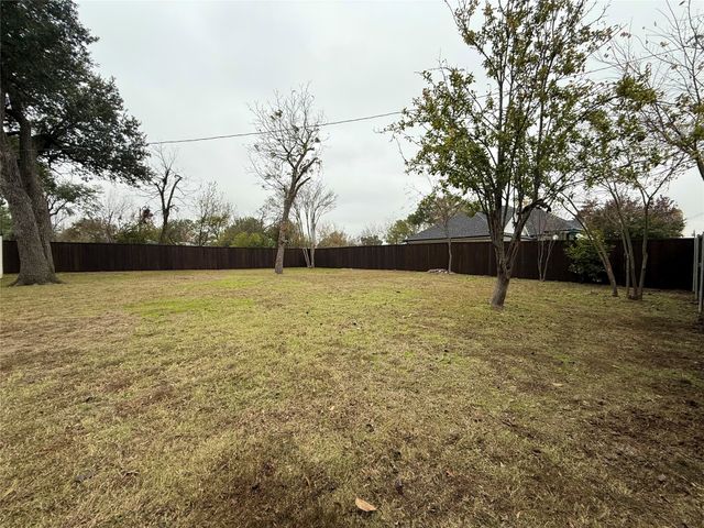 203 Walnut Street, Terrell, TX 75160