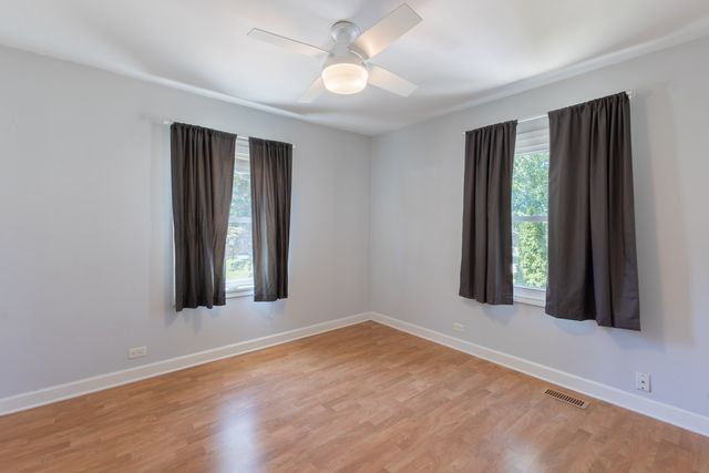 7615 Walnut Avenue, Woodridge, IL 60517