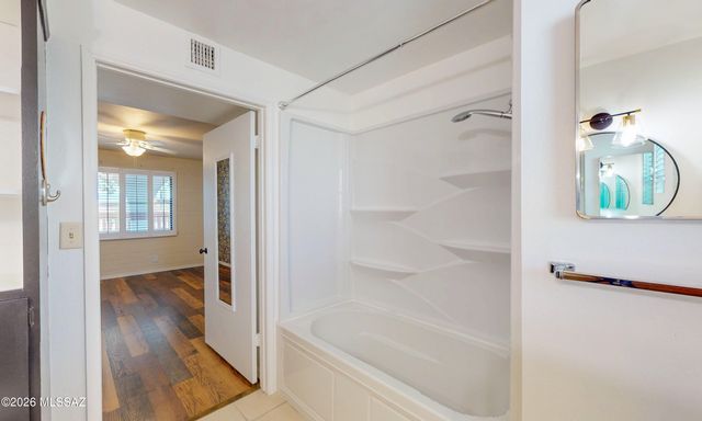 138 S La Canada Dr Unit C, Green Valley, AZ 85614