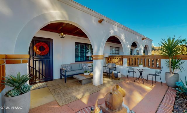 138 S La Canada Dr Unit C, Green Valley, AZ 85614