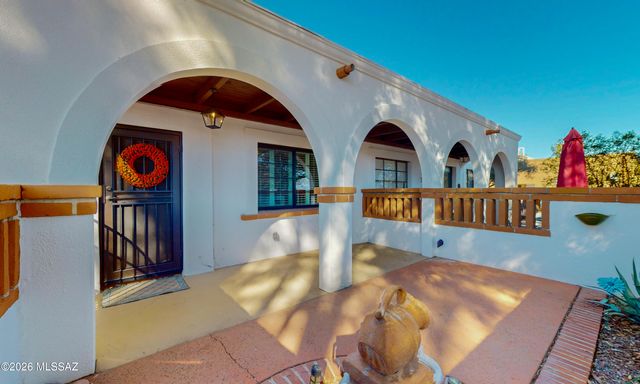 138 S La Canada Dr Unit C, Green Valley, AZ 85614