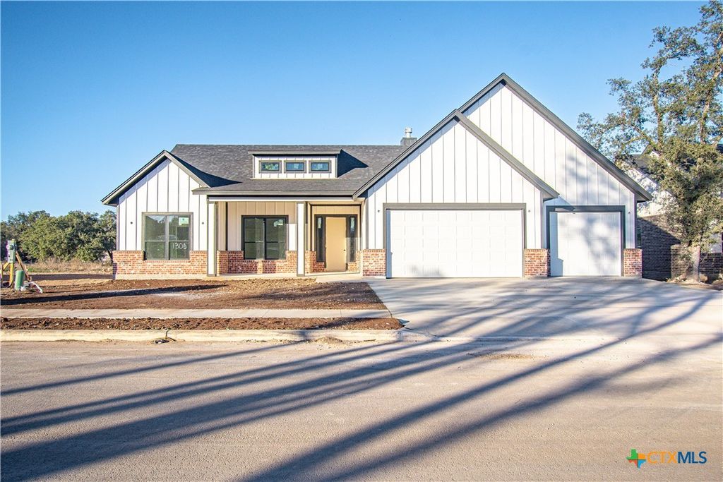 1306 Rylee Lane, Salado, TX 76571