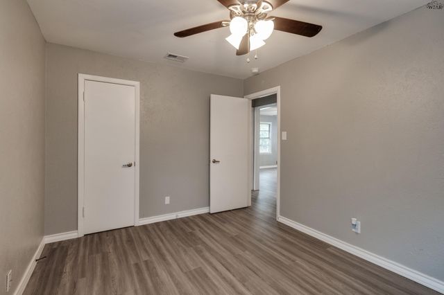 2405 SANTA FE STREET, Wichita Falls, TX 76309
