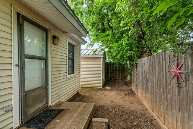 2405 SANTA FE STREET, Wichita Falls, TX 76309