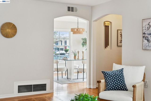 473 Pacific Ave, Alameda, CA 94501