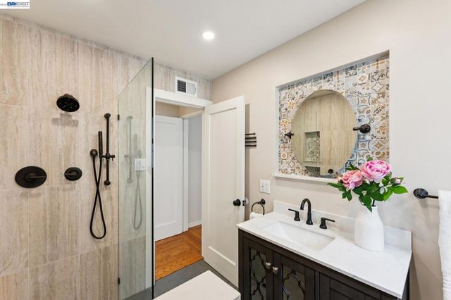 473 Pacific Ave, Alameda, CA 94501