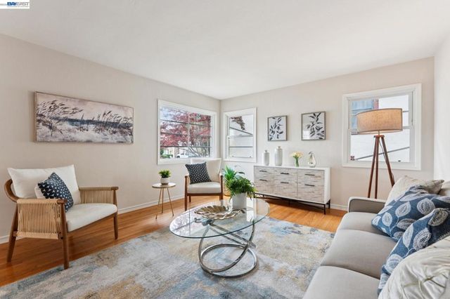 473 Pacific Ave, Alameda, CA 94501