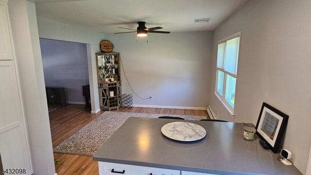 8 Hillside Rd, Mansfield Twp., NJ 07840