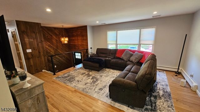 8 Hillside Rd, Mansfield Twp., NJ 07840