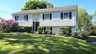8 Hillside Rd, Mansfield Twp., NJ 07840