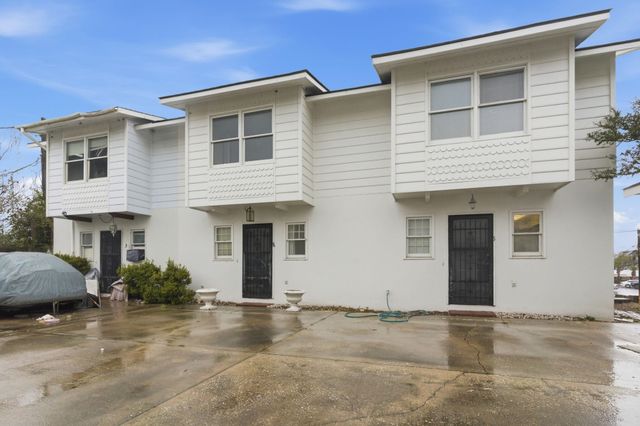 2309 Withers Dr Apt 4, Myrtle Beach, SC 29577