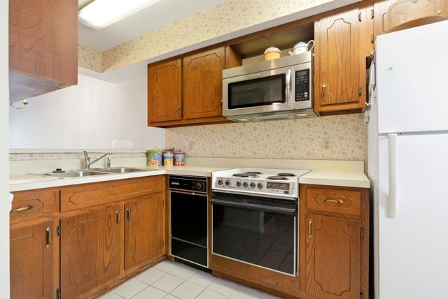 2309 Withers Dr Apt 4, Myrtle Beach, SC 29577