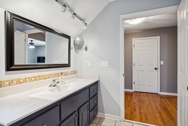 1358 Old Charlotte Pike, Pegram, TN 37143