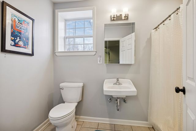 1358 Old Charlotte Pike, Pegram, TN 37143