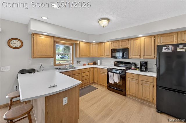 9074 Hamburg Road, Brighton, MI 48116