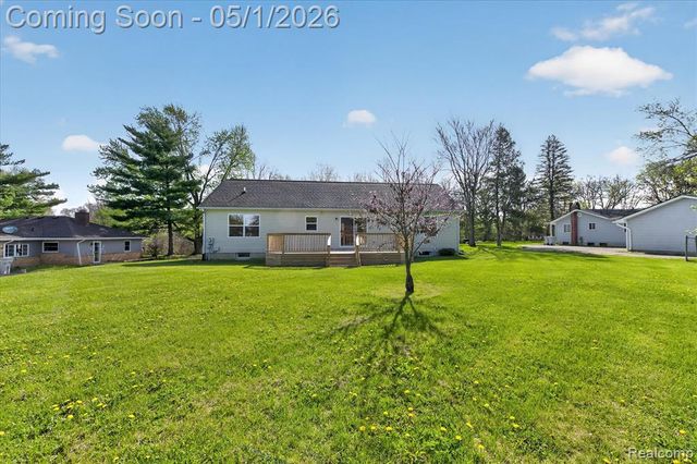9074 Hamburg Road, Brighton, MI 48116