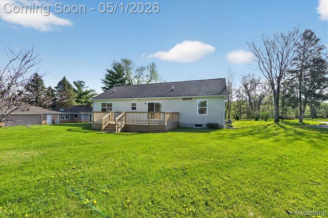 9074 Hamburg Road, Brighton, MI 48116