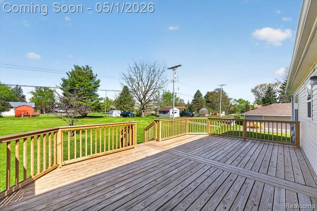 9074 Hamburg Road, Brighton, MI 48116