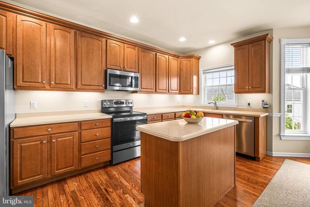 1115 GLEN VIEW DR, York, PA 17403