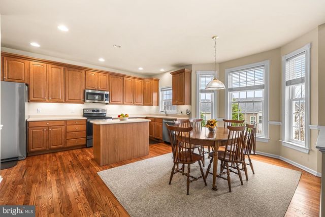 1115 GLEN VIEW DR, York, PA 17403