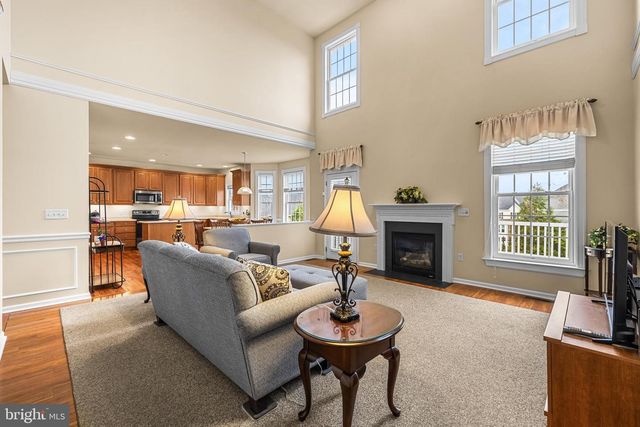 1115 GLEN VIEW DR, York, PA 17403