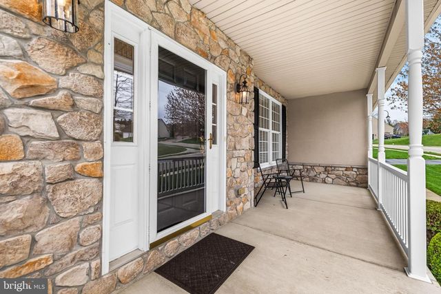 1115 GLEN VIEW DR, York, PA 17403