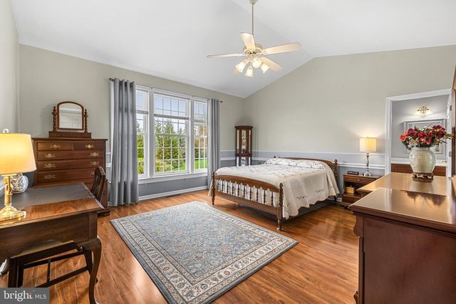 1115 GLEN VIEW DR, York, PA 17403