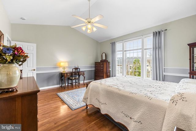 1115 GLEN VIEW DR, York, PA 17403