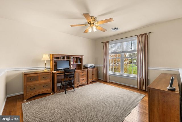 1115 GLEN VIEW DR, York, PA 17403