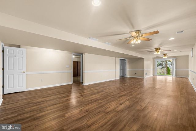 1115 GLEN VIEW DR, York, PA 17403