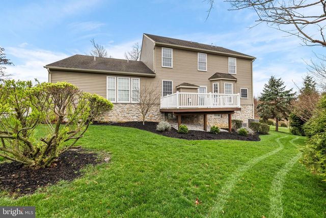 1115 GLEN VIEW DR, York, PA 17403