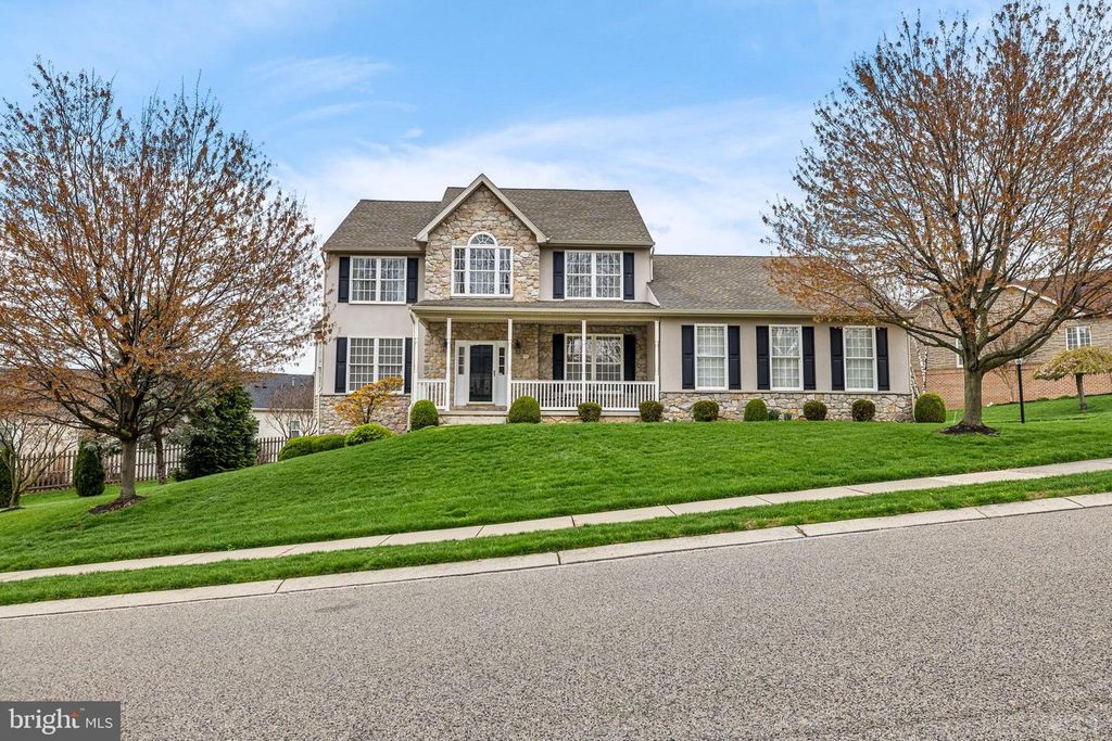 1115 GLEN VIEW DR, York, PA 17403