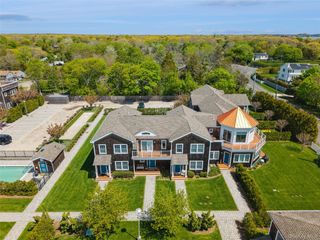 68 Foster Avenue 19, Hampton Bays, NY 11946