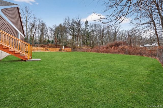 1813-1815 Hunterbrook Road, Yorktown Heights, NY 10598