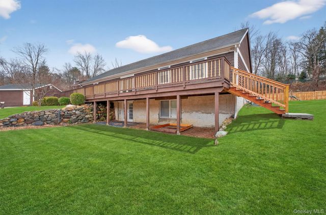 1813-1815 Hunterbrook Road, Yorktown Heights, NY 10598