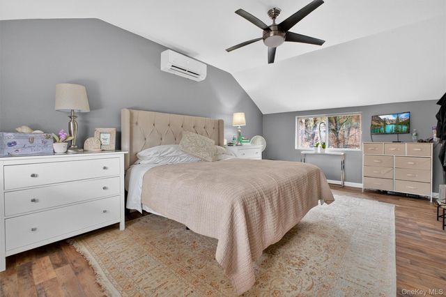 1813-1815 Hunterbrook Road, Yorktown Heights, NY 10598