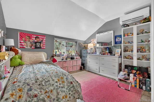 1813-1815 Hunterbrook Road, Yorktown Heights, NY 10598