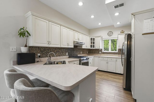 438 Bennetts Mills Road, Jackson, NJ 08527
