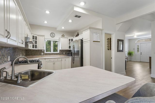438 Bennetts Mills Road, Jackson, NJ 08527